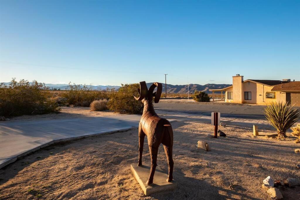 Bighorn Lodge: Experience A Desert Adventure Туэнтинайн-Палмс Экстерьер фото